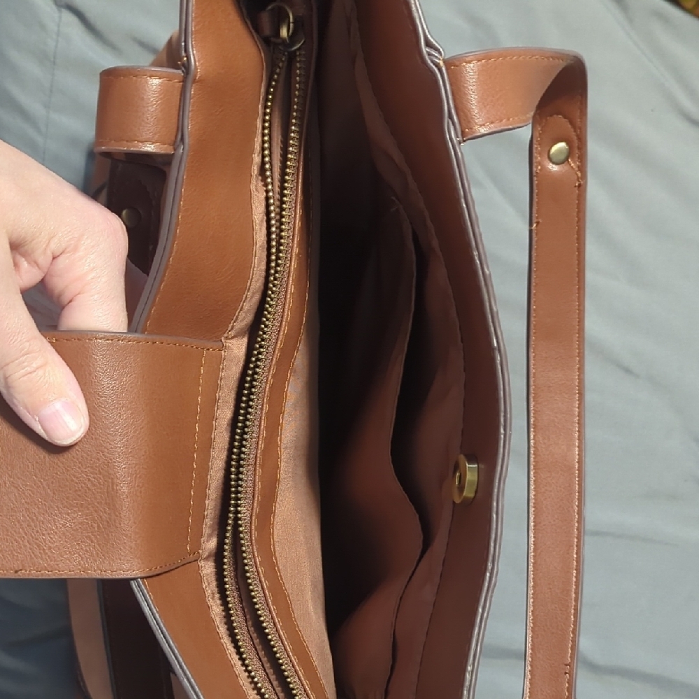 Elegant Brown Faux Leather Tote Bag Tote 5 - Picture 3 of 3
